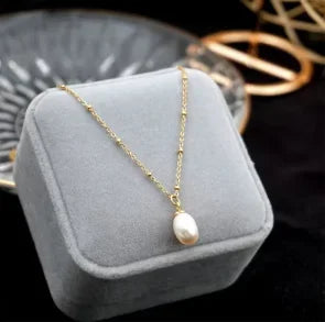 Collier délicat vintage en acier inoxydable texturé